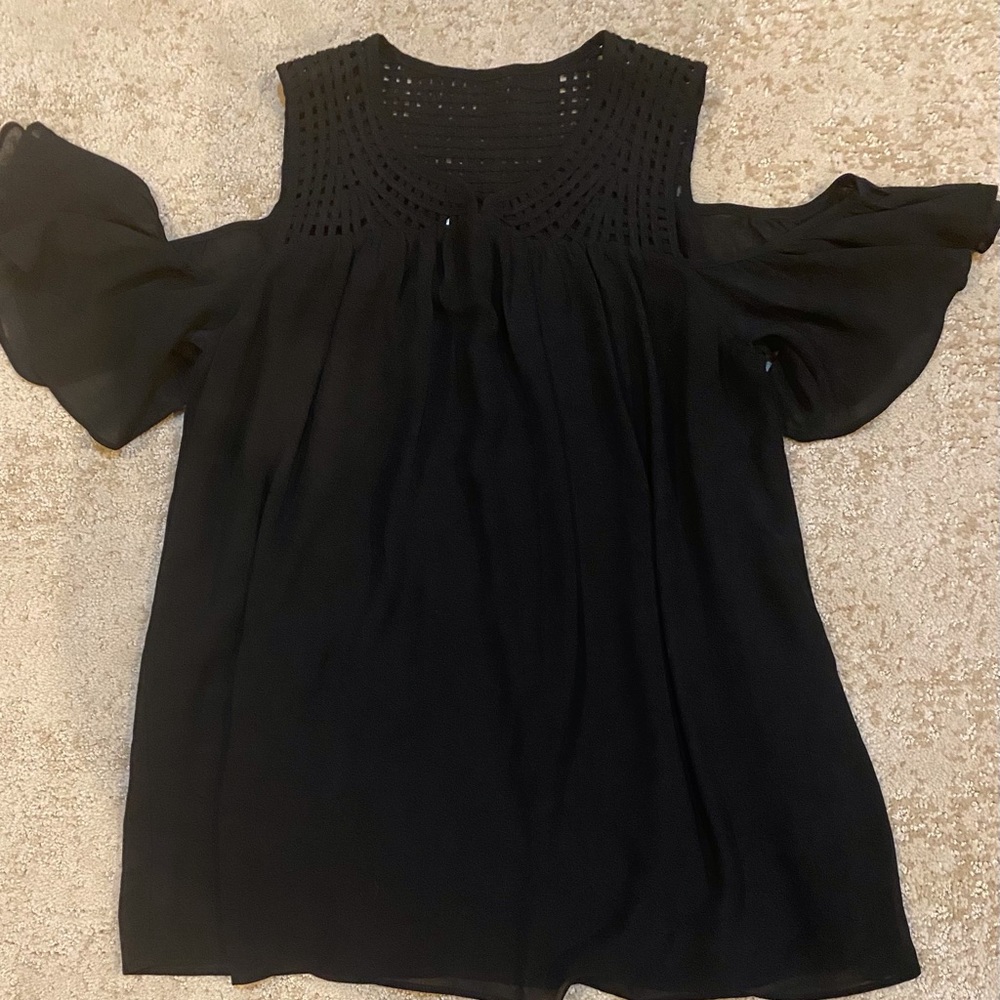Black Cold-Shoulder Chiffon Top from Stella and Dot Sz Small